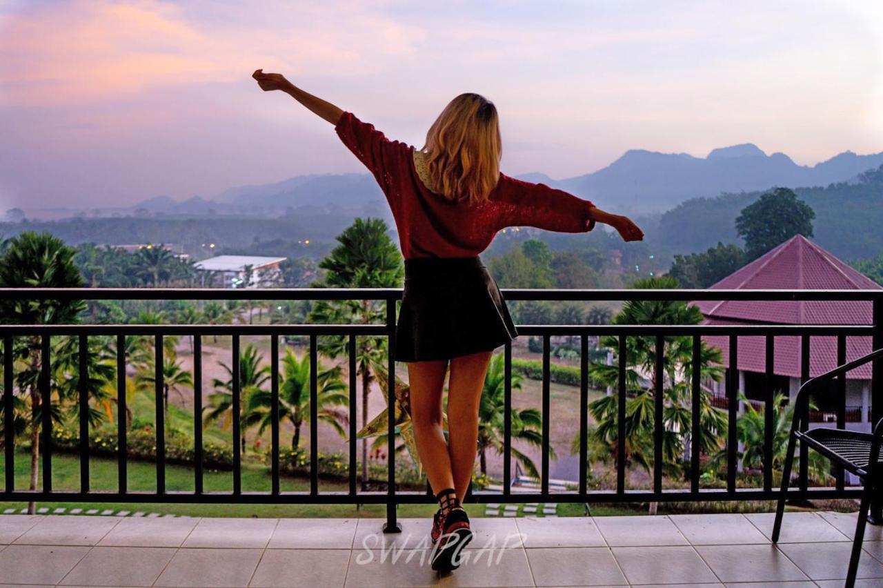Takhun Mountain View Bed & Breakfast Ban Tha Khun Ngoại thất bức ảnh